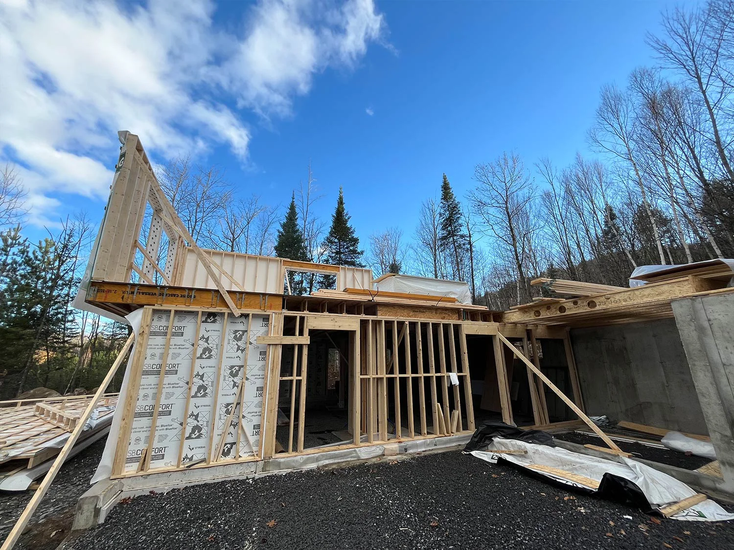 Construction Neuve Maison Charpente Extérieure Bellemare Construction