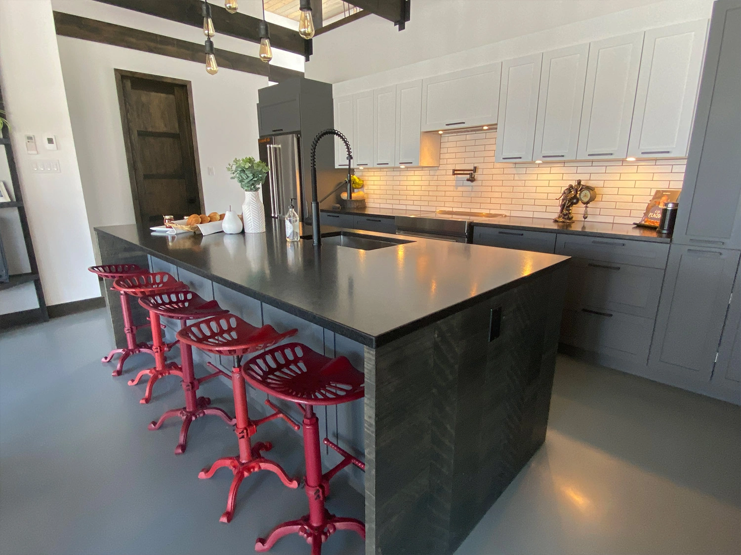 Ilot Cuisine Design Central Maison Neuve