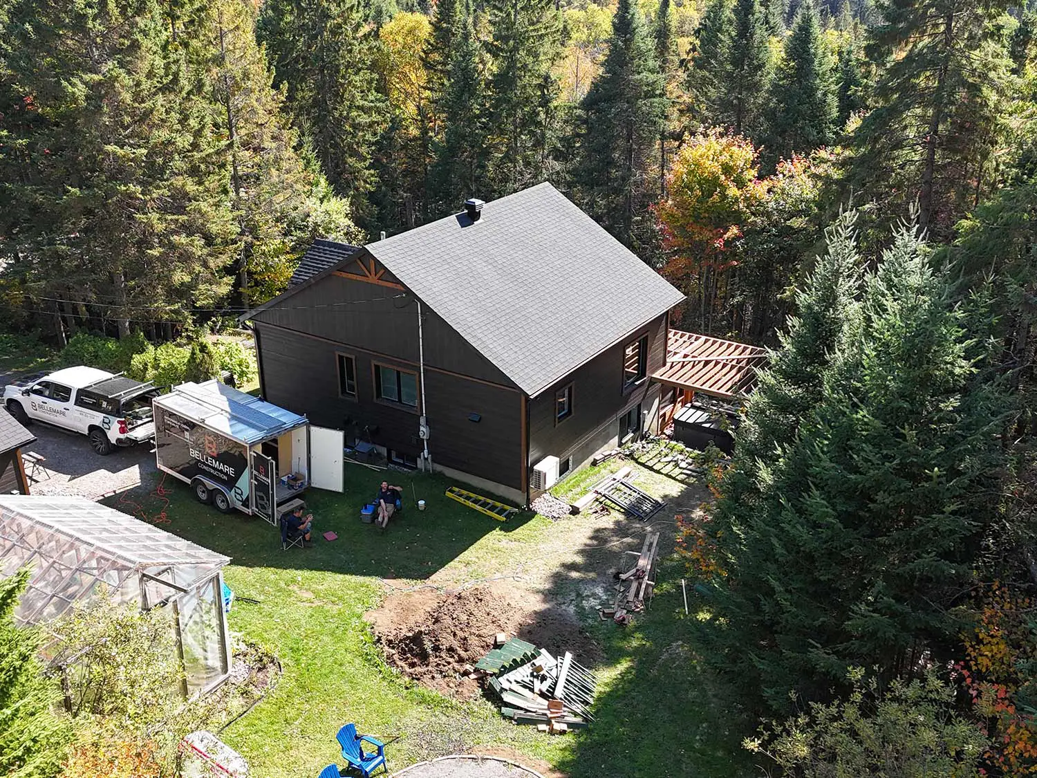 Rénovation Extérieure Maison Arrière Vue Aérienne Aménagement Laurentides