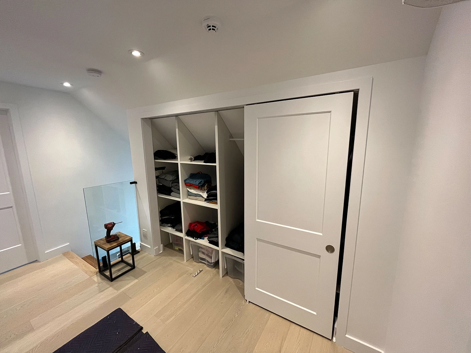 Rénovation Garde Robe Aménagée Sur Mesure Rangement Fonctionnel